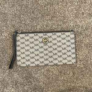 Michael Kors Large Wristlet